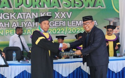 Wisuda Purna Siswa MAN Lembata Angkatan Ke–25 Bertabur Prestasi